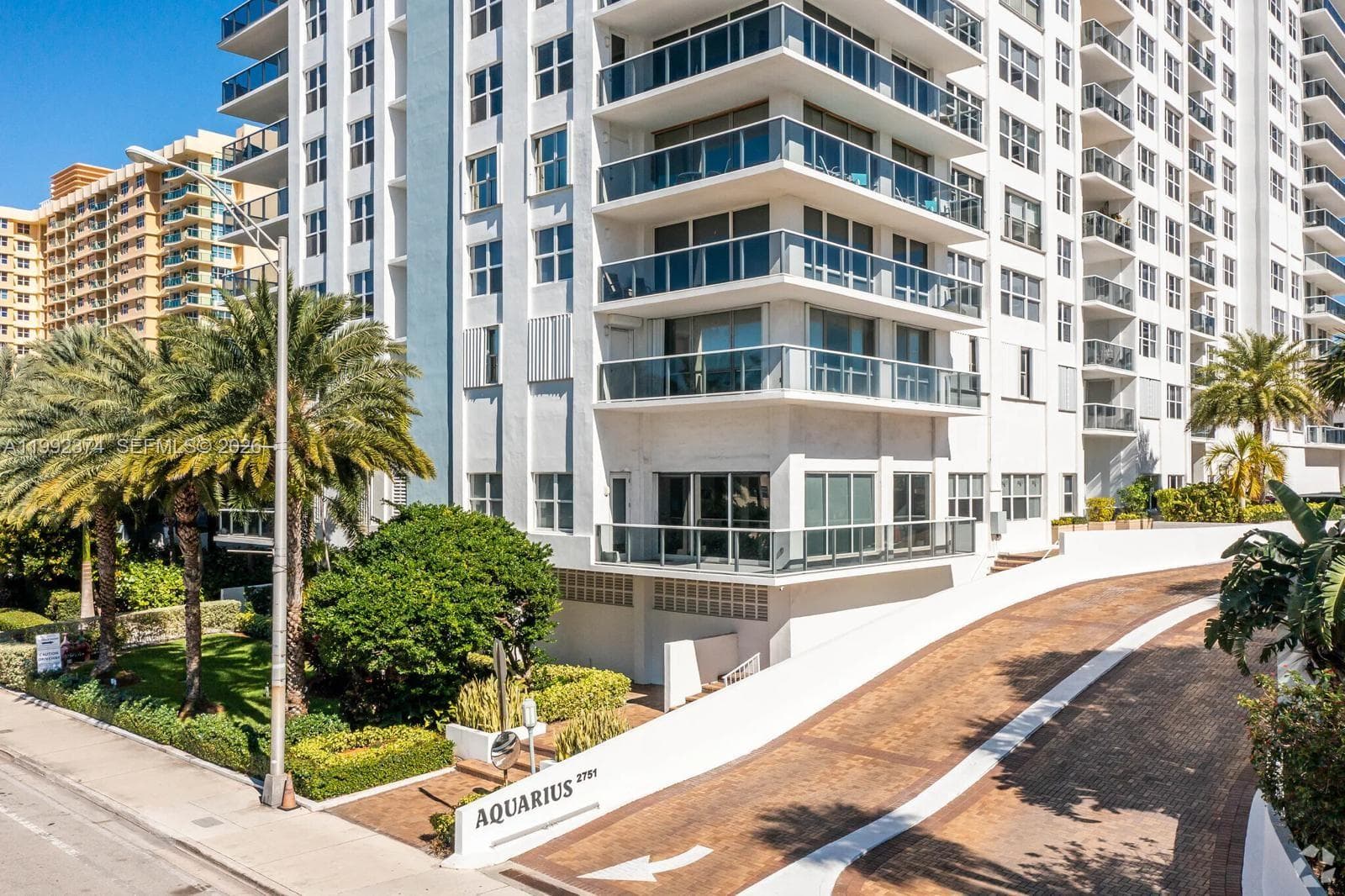 2751 Ocean Dr 508S photo 1