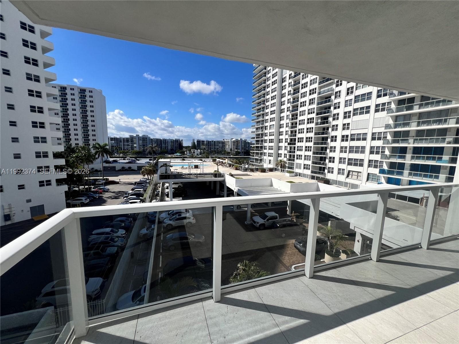 2751 Ocean Dr 508S photo 18