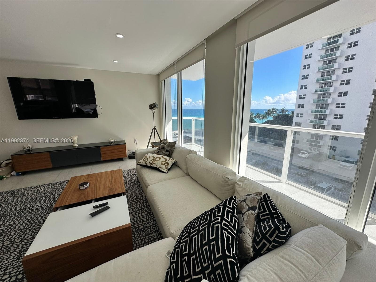 2751 Ocean Dr 508S photo 4