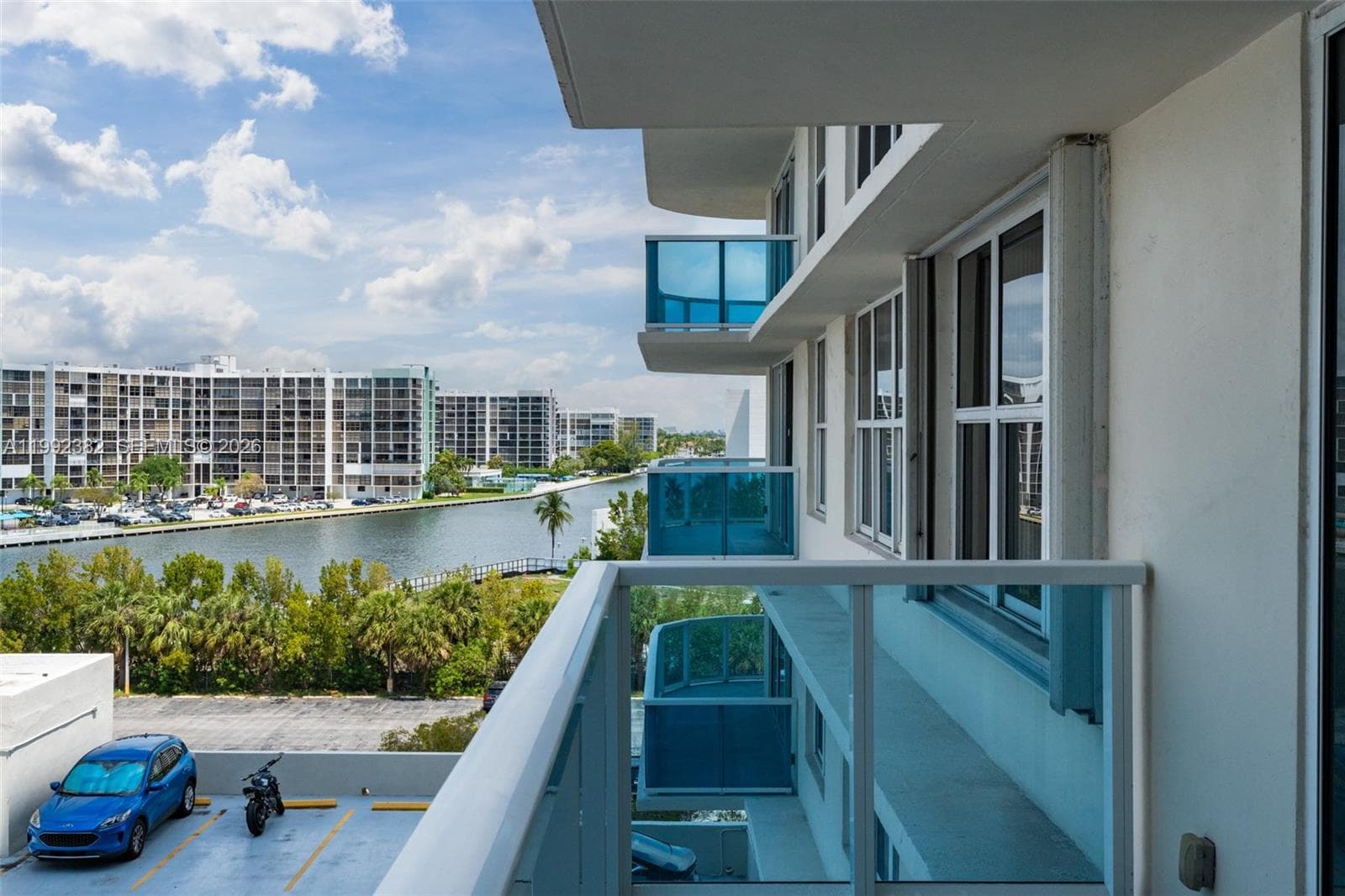 3800 S Ocean Dr 522 photo 3