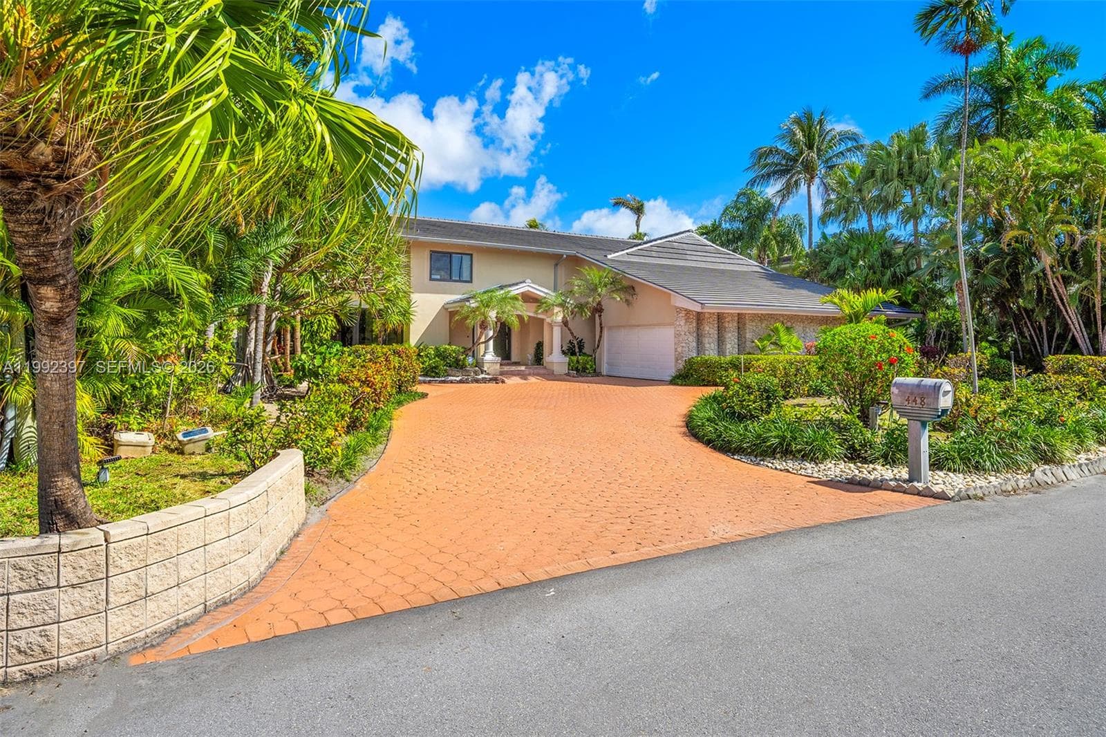 448 Poinciana Dr photo 10