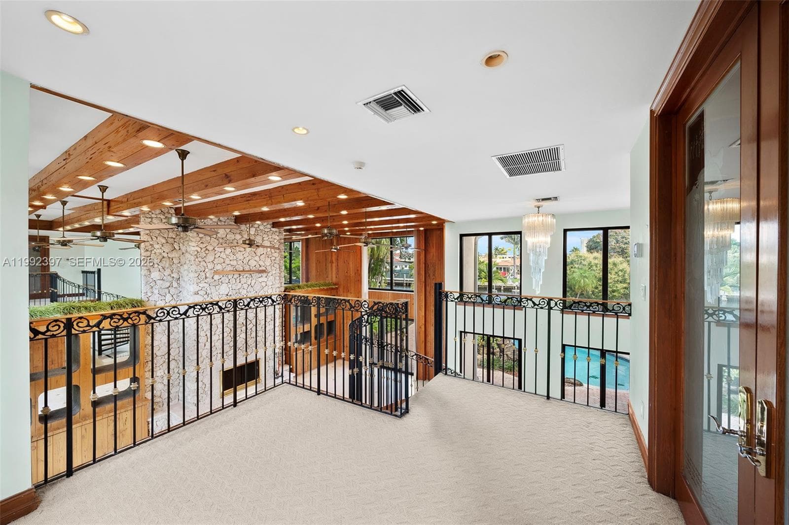 448 Poinciana Dr photo 19