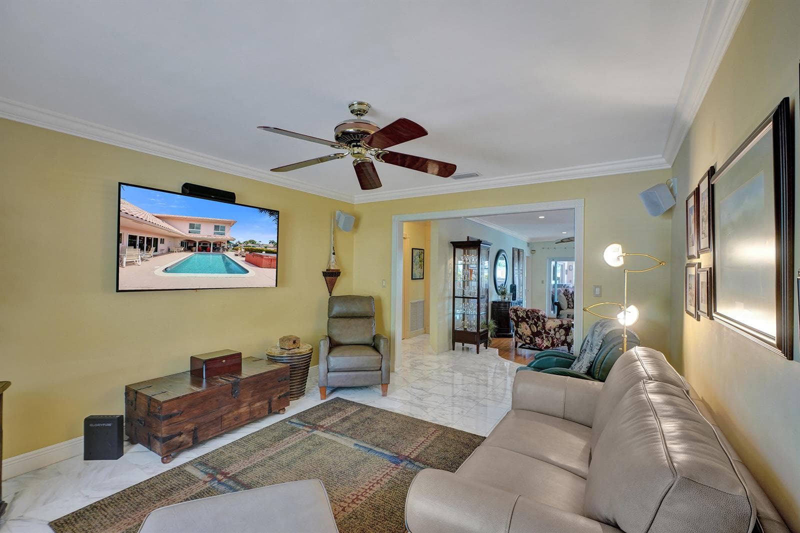 5530 Bayview Drive photo 20