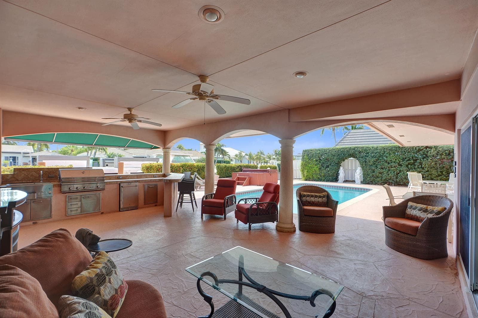 5530 Bayview Drive photo 9