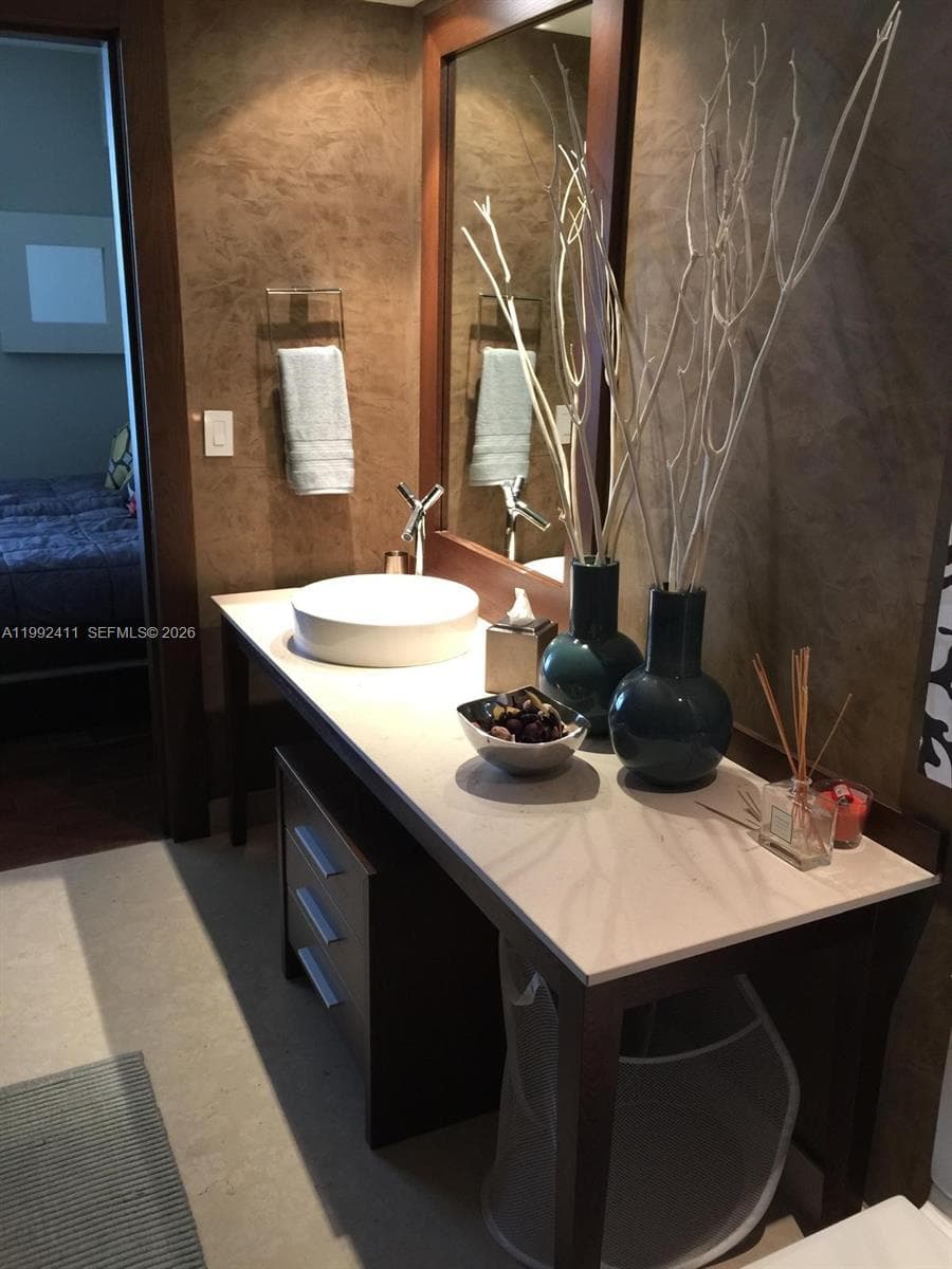 465 Brickell Ave 5605 photo 12