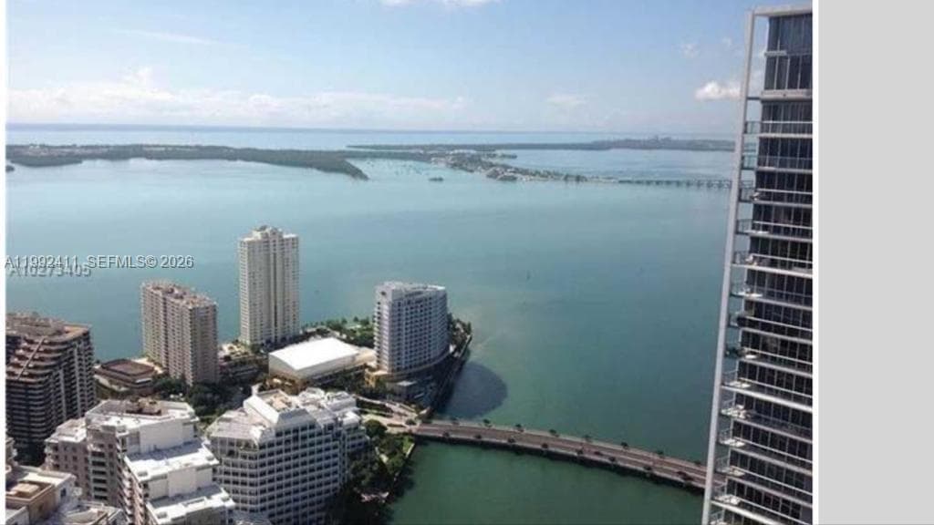 465 Brickell Ave 5605 photo 1