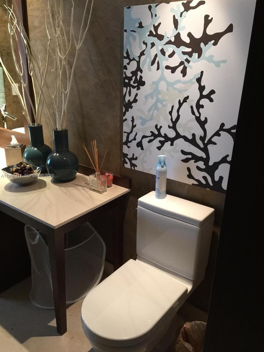 465 Brickell Ave 5605 photo 11