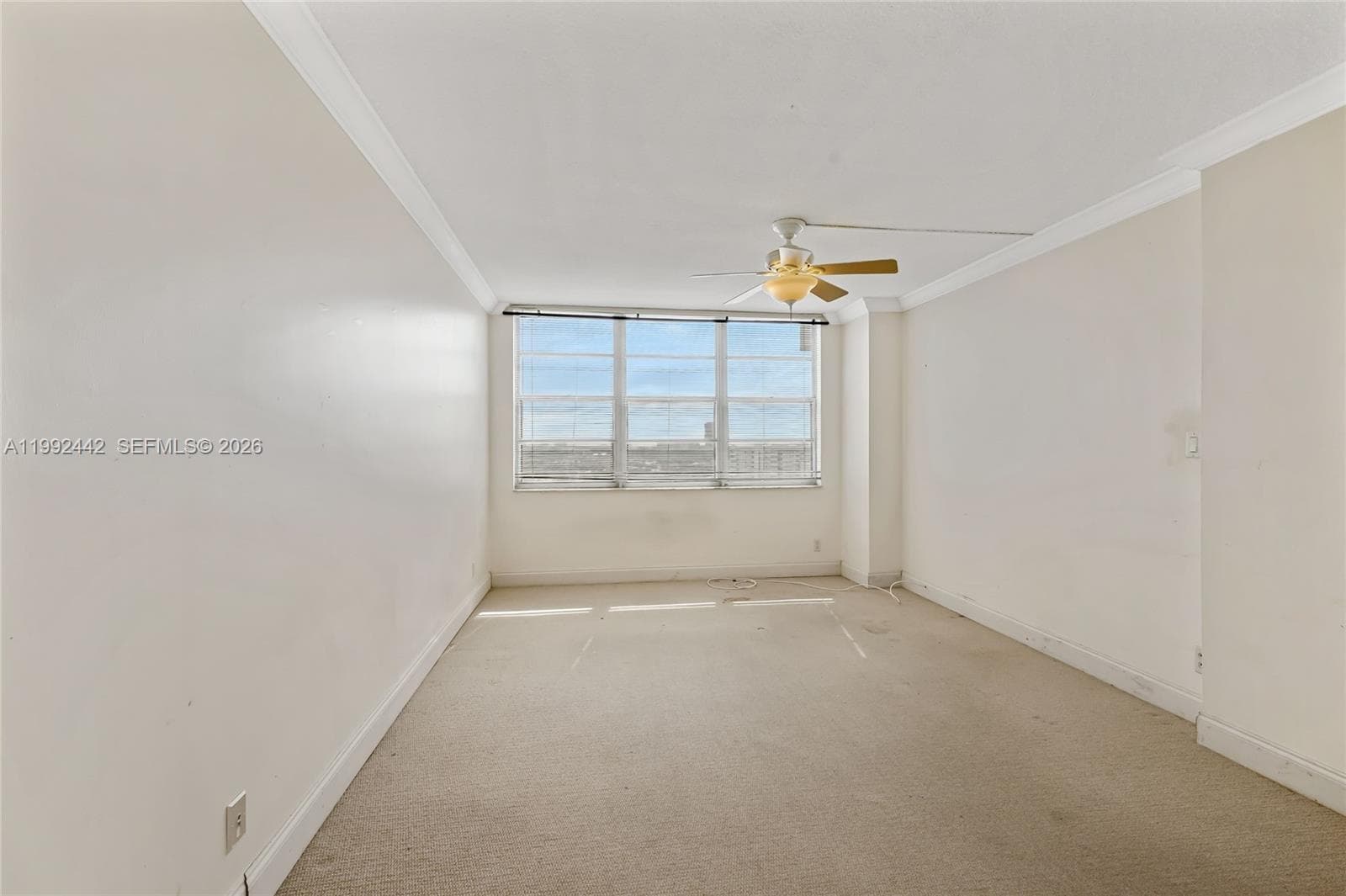 137 Golden Isles Dr 1214 photo 16