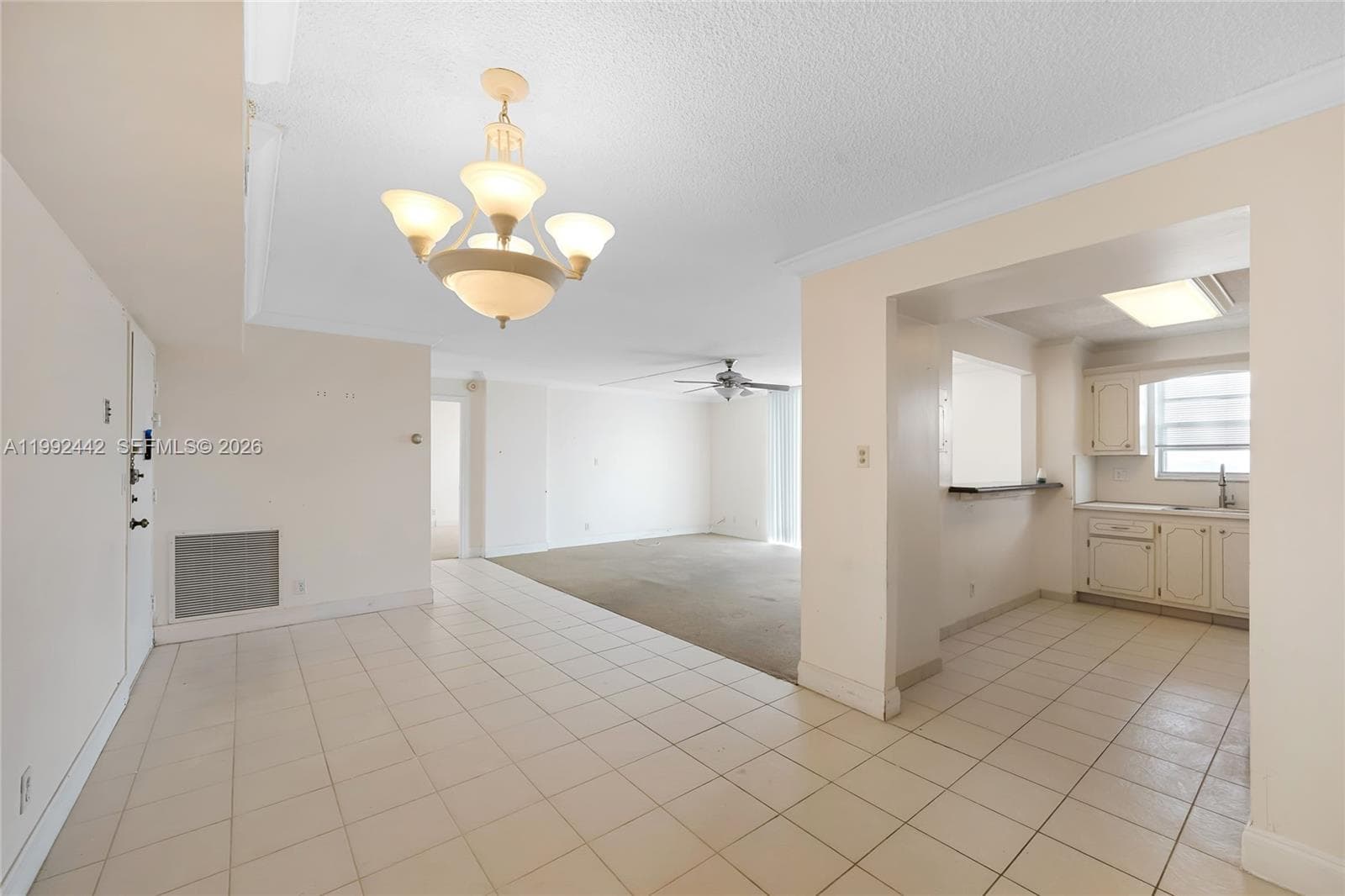 137 Golden Isles Dr 1214 photo 7