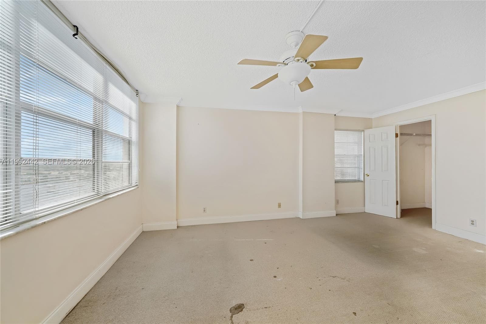 137 Golden Isles Dr 1214 photo 10