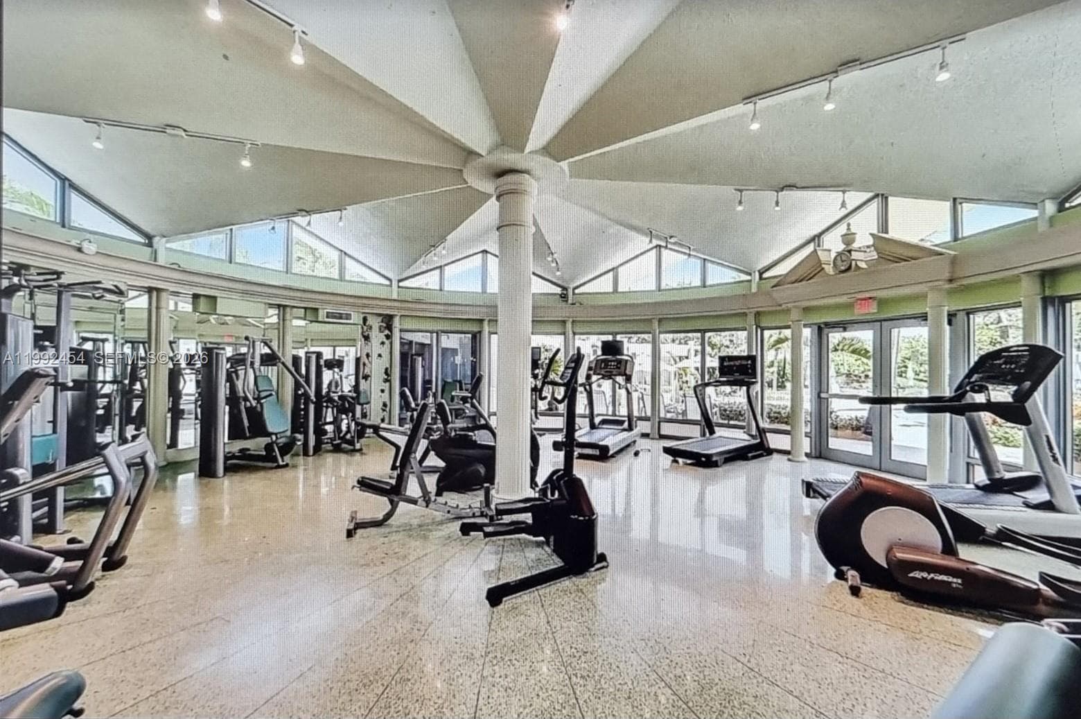 5055 Collins Ave 2K photo 13