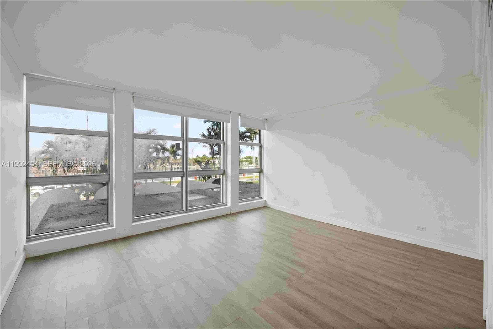 5055 Collins Ave 2K photo 8