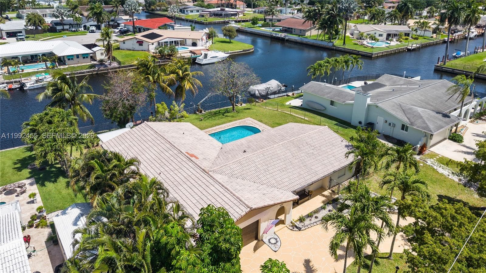 6121 16th St photo 2