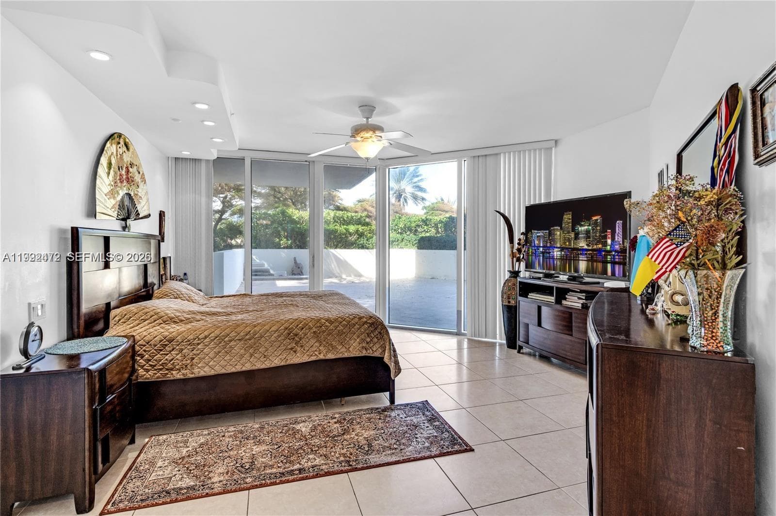 19333 Collins Ave 304 photo 13
