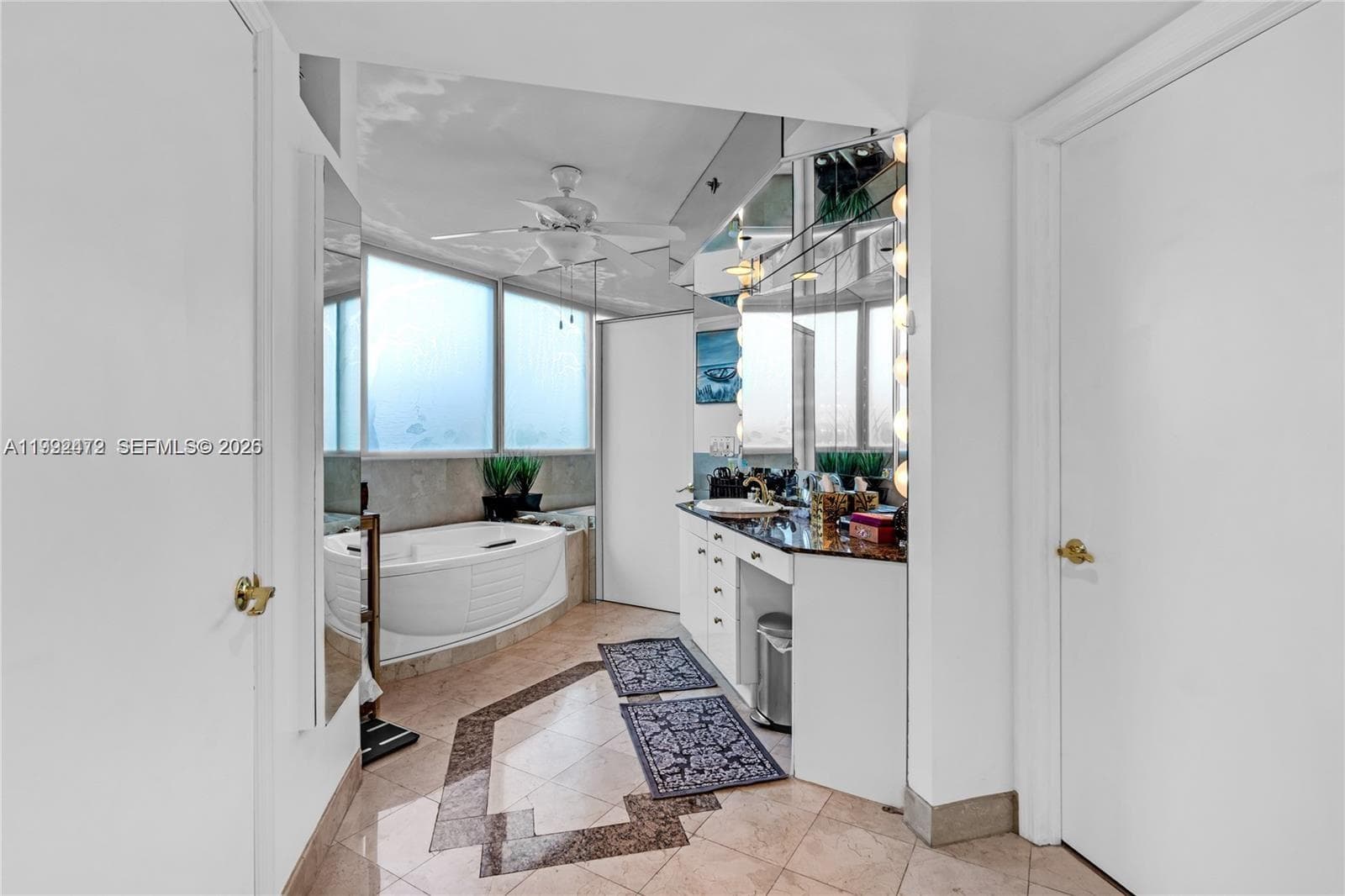 19333 Collins Ave 304 photo 14