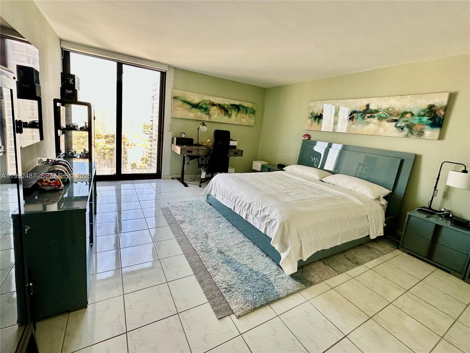 19667 Turnberry Way 22E photo 8