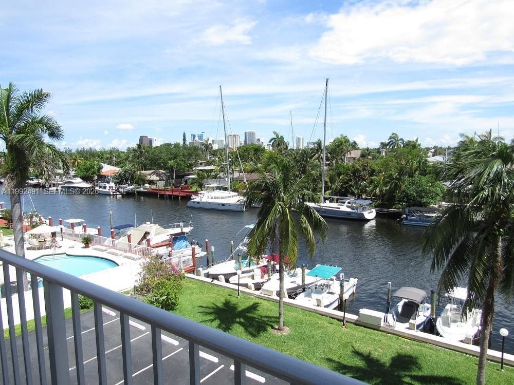 1731 15th St 402 photo 13