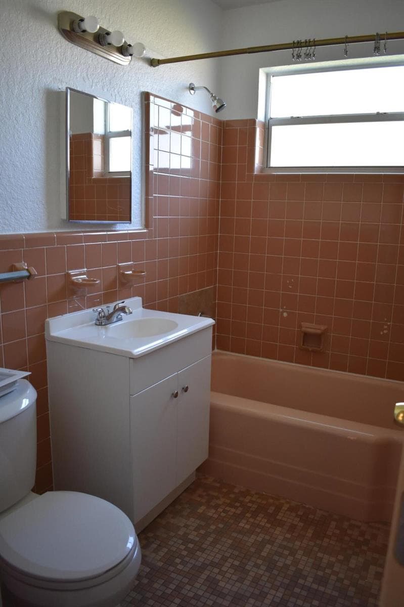7500 W Lake Drive photo 15