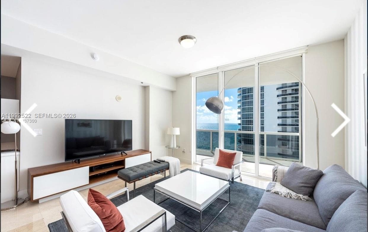 16001 Collins Ave 2102 photo 9