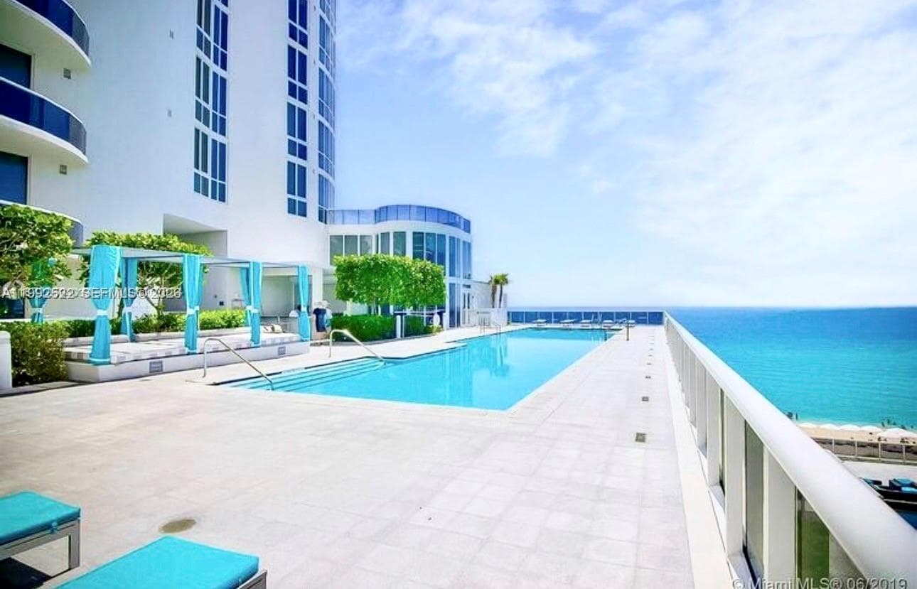 16001 Collins Ave 2102 photo 24