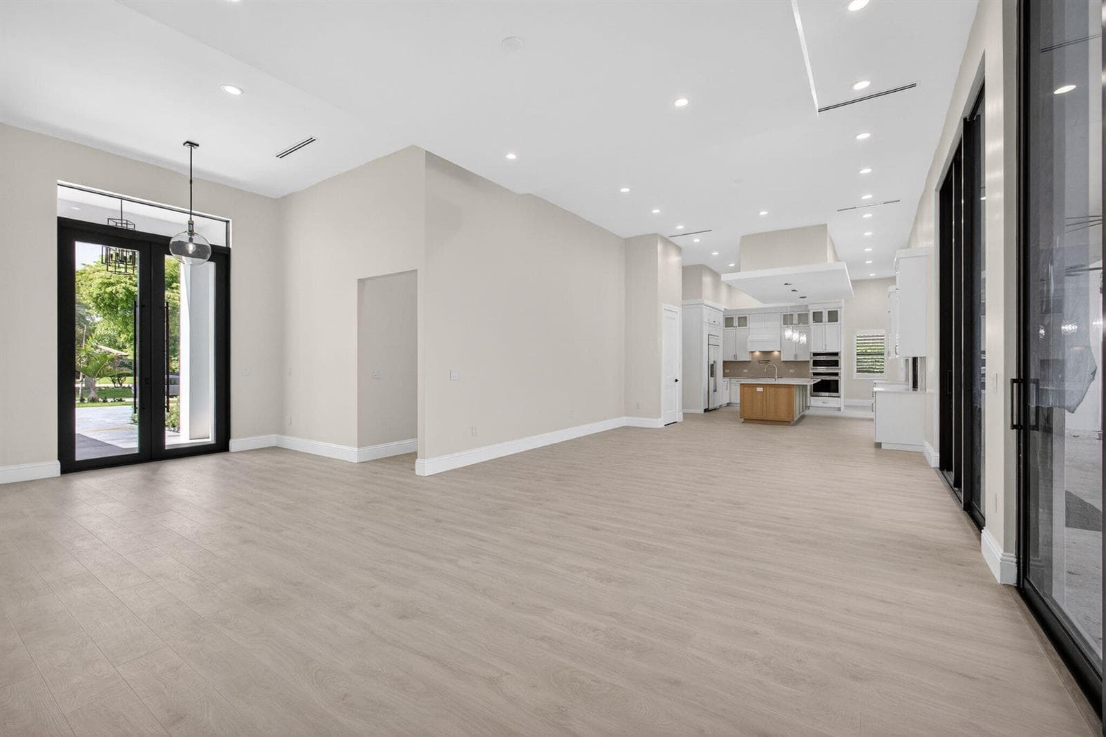 8771 Man O War Road photo 23
