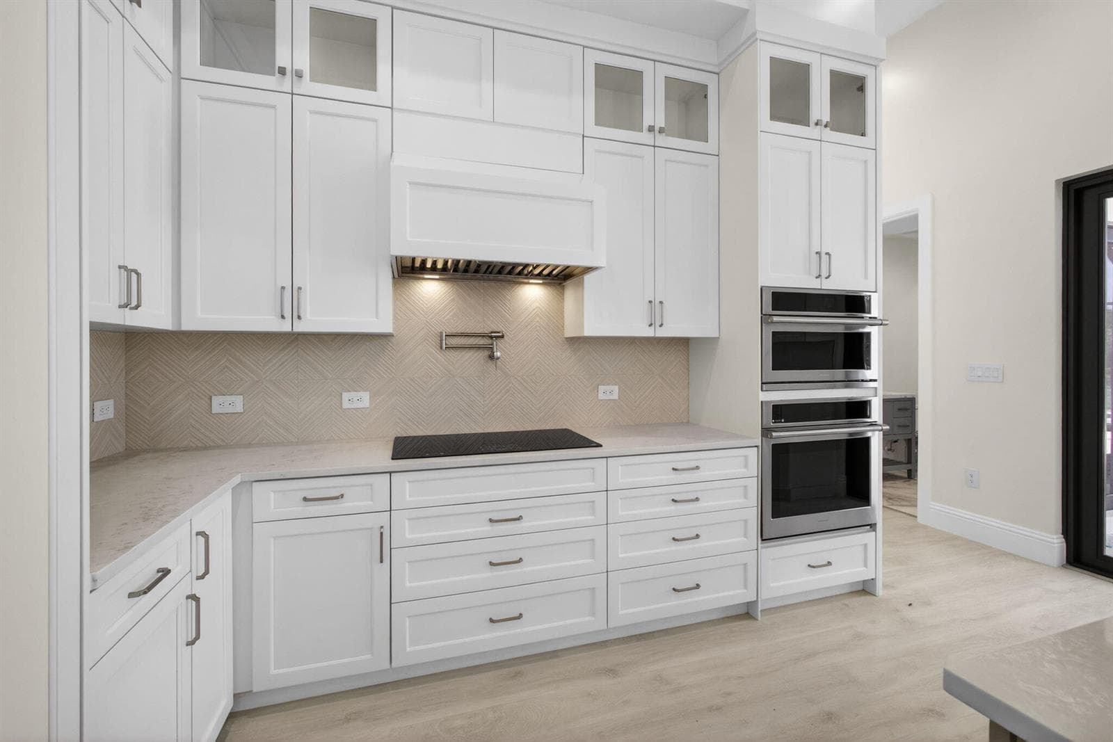 8771 Man O War Road photo 16
