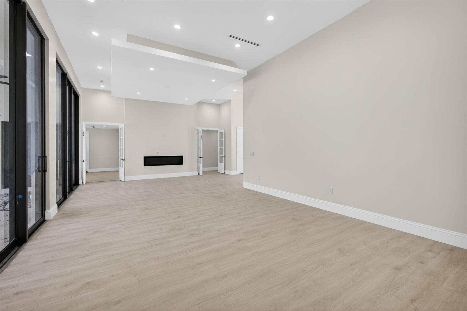 8771 Man O War Road photo 21