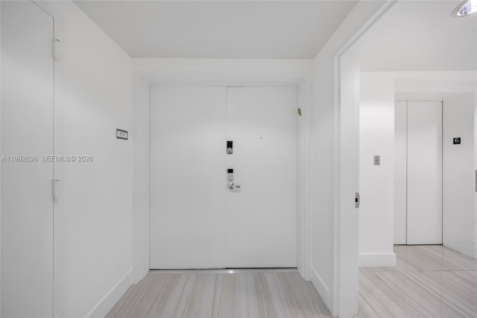 3030 NE 188th St 602 photo 9