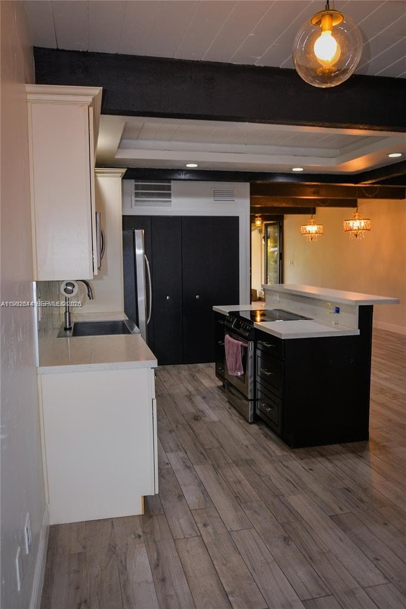 7849 103rd Pl photo 6