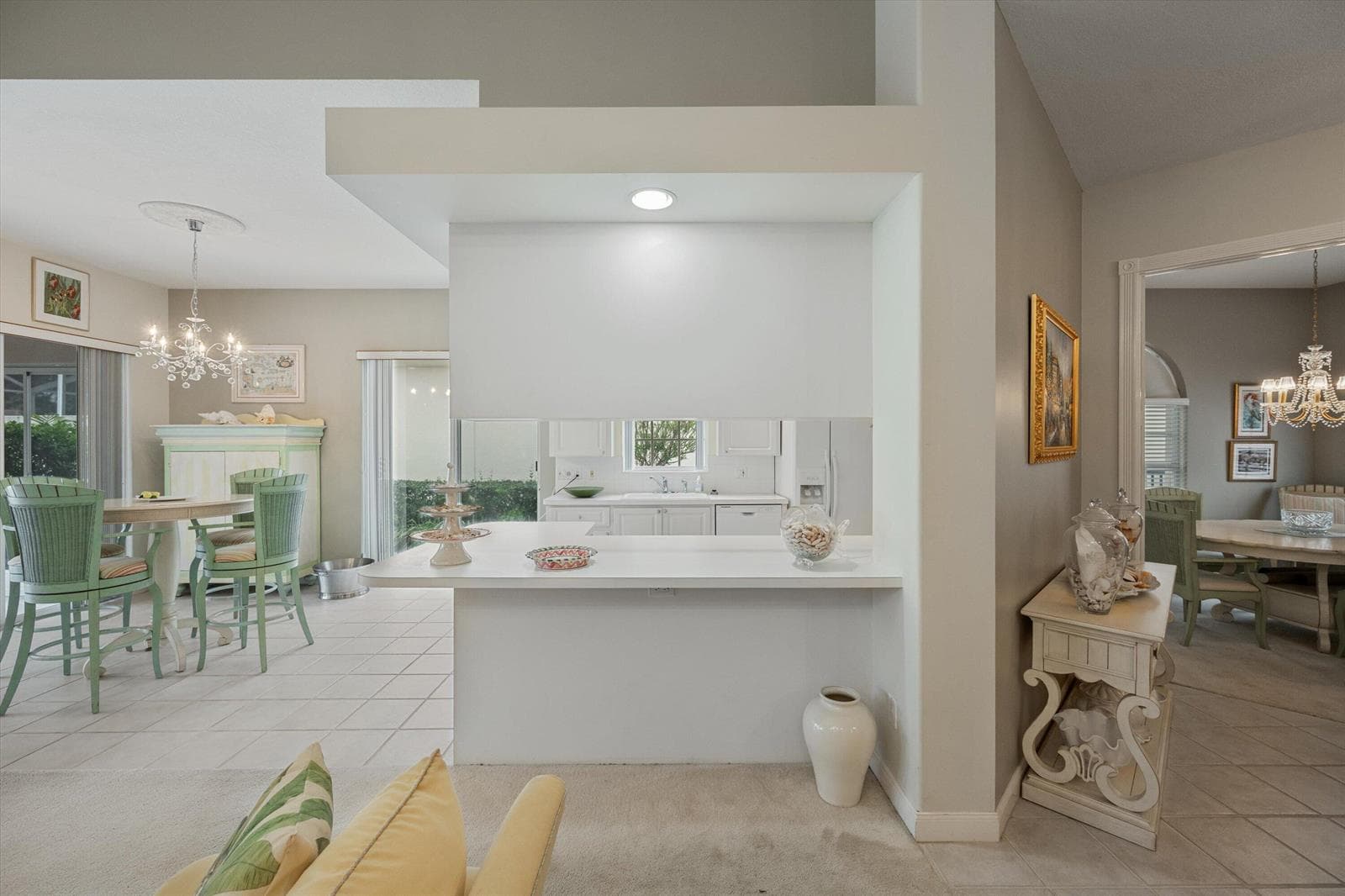 2570 Kittbuck Way photo 12