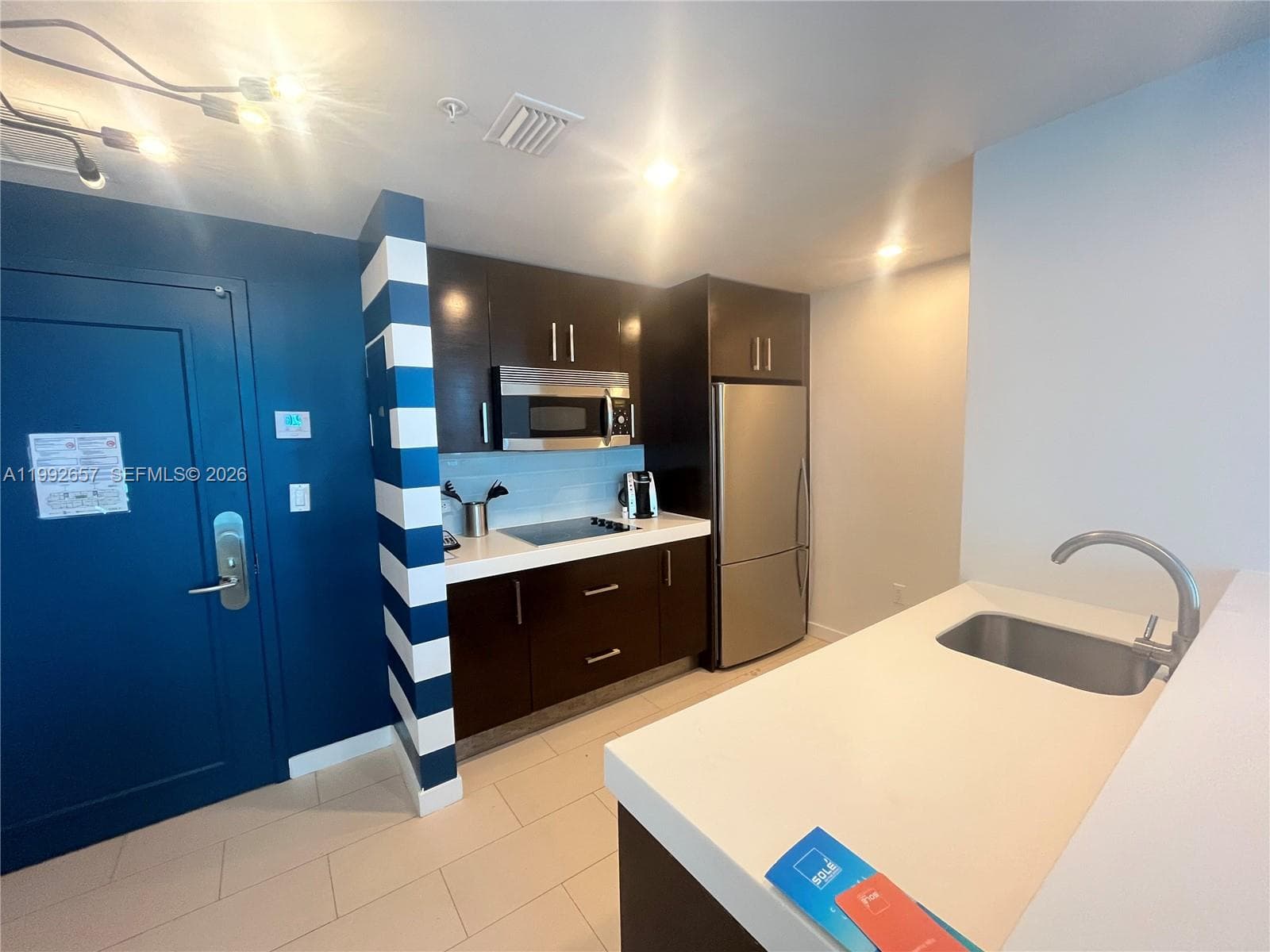 17315 Collins Ave 2408 photo 4