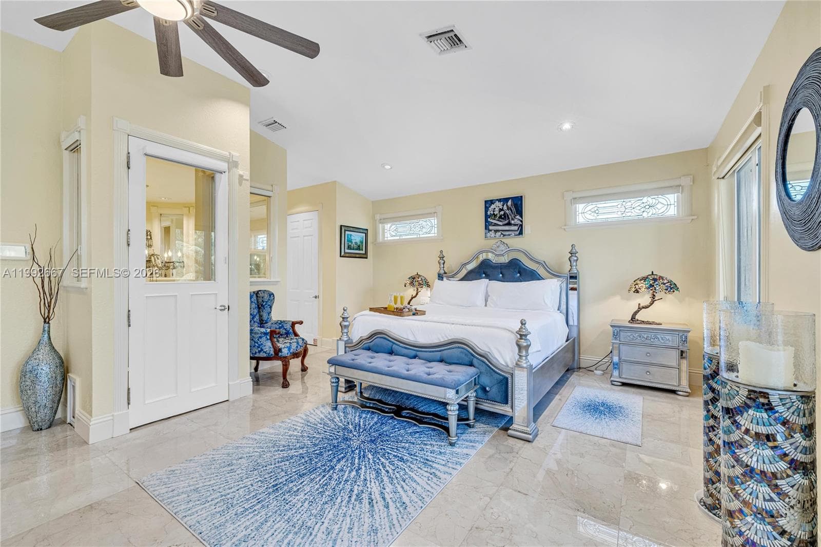 625 Poinciana photo 22