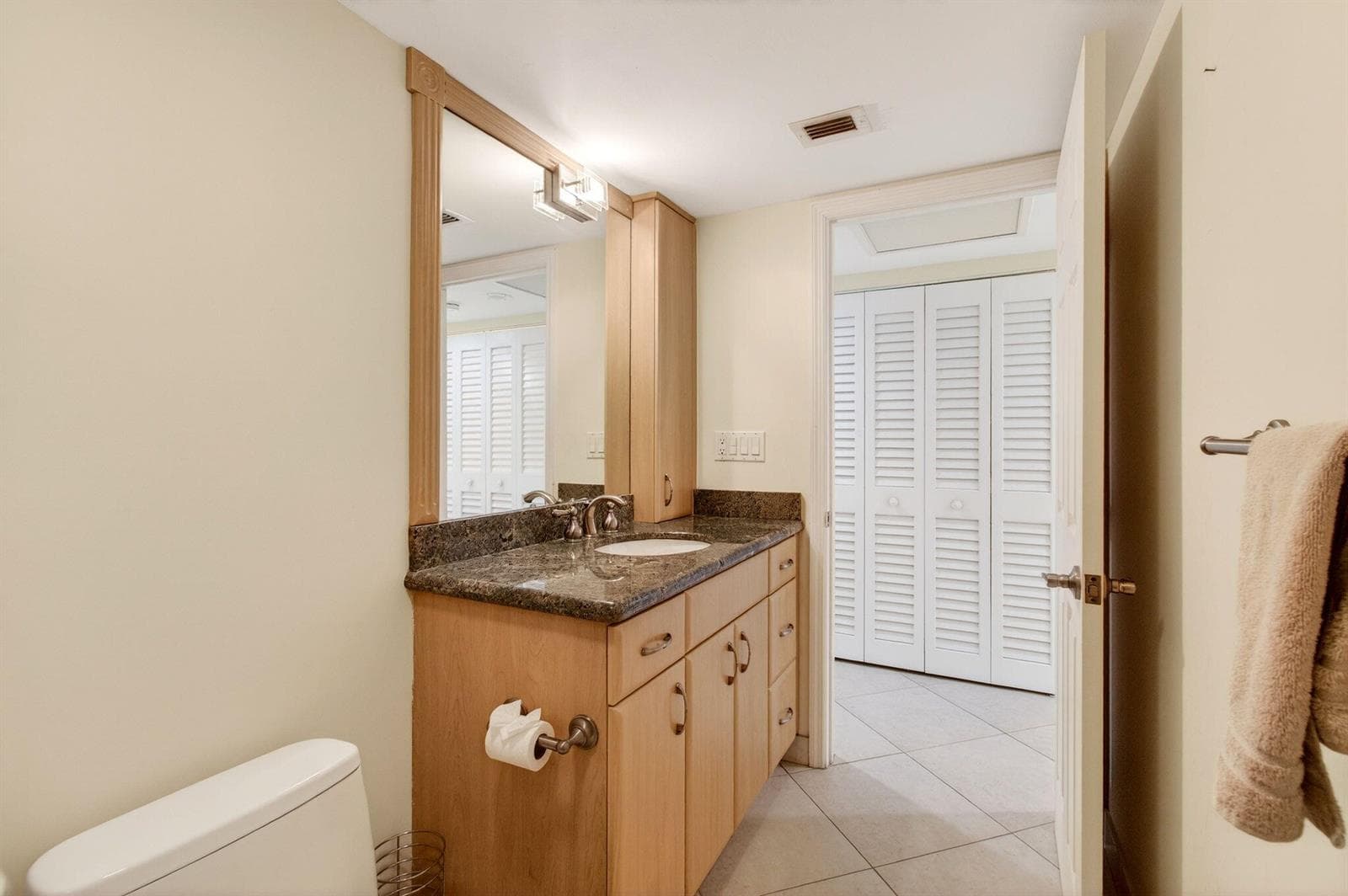 4740 S Ocean Boulevard S 1502 photo 22