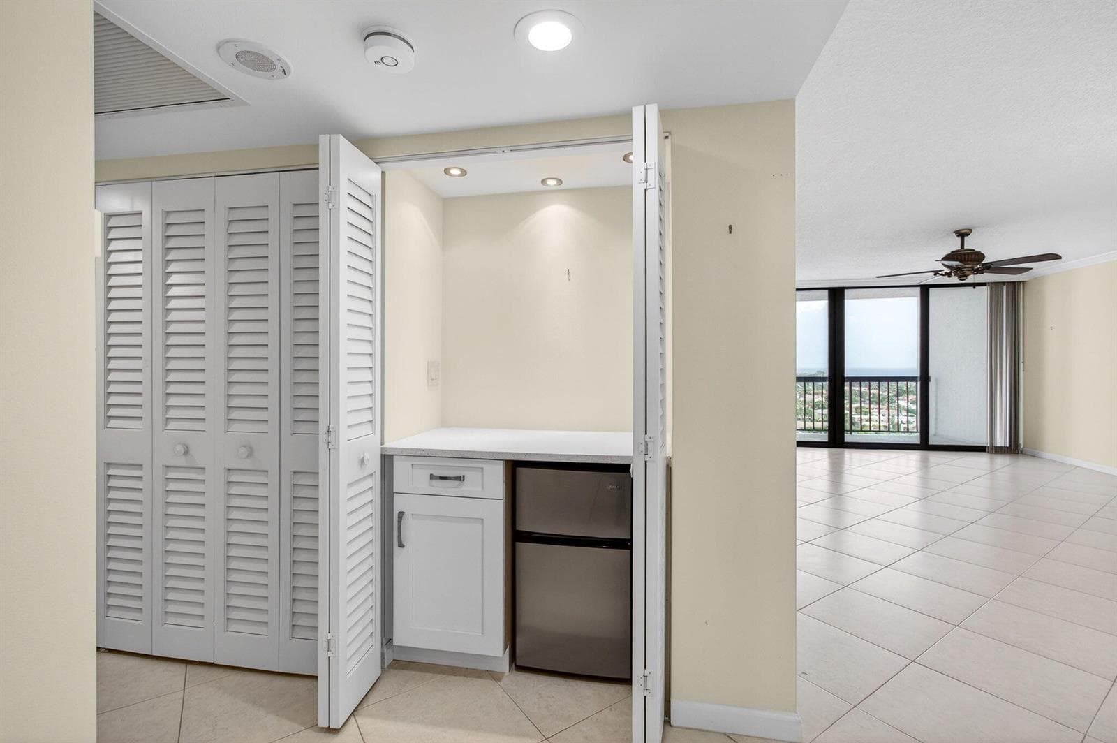 4740 S Ocean Boulevard S 1502 photo 19