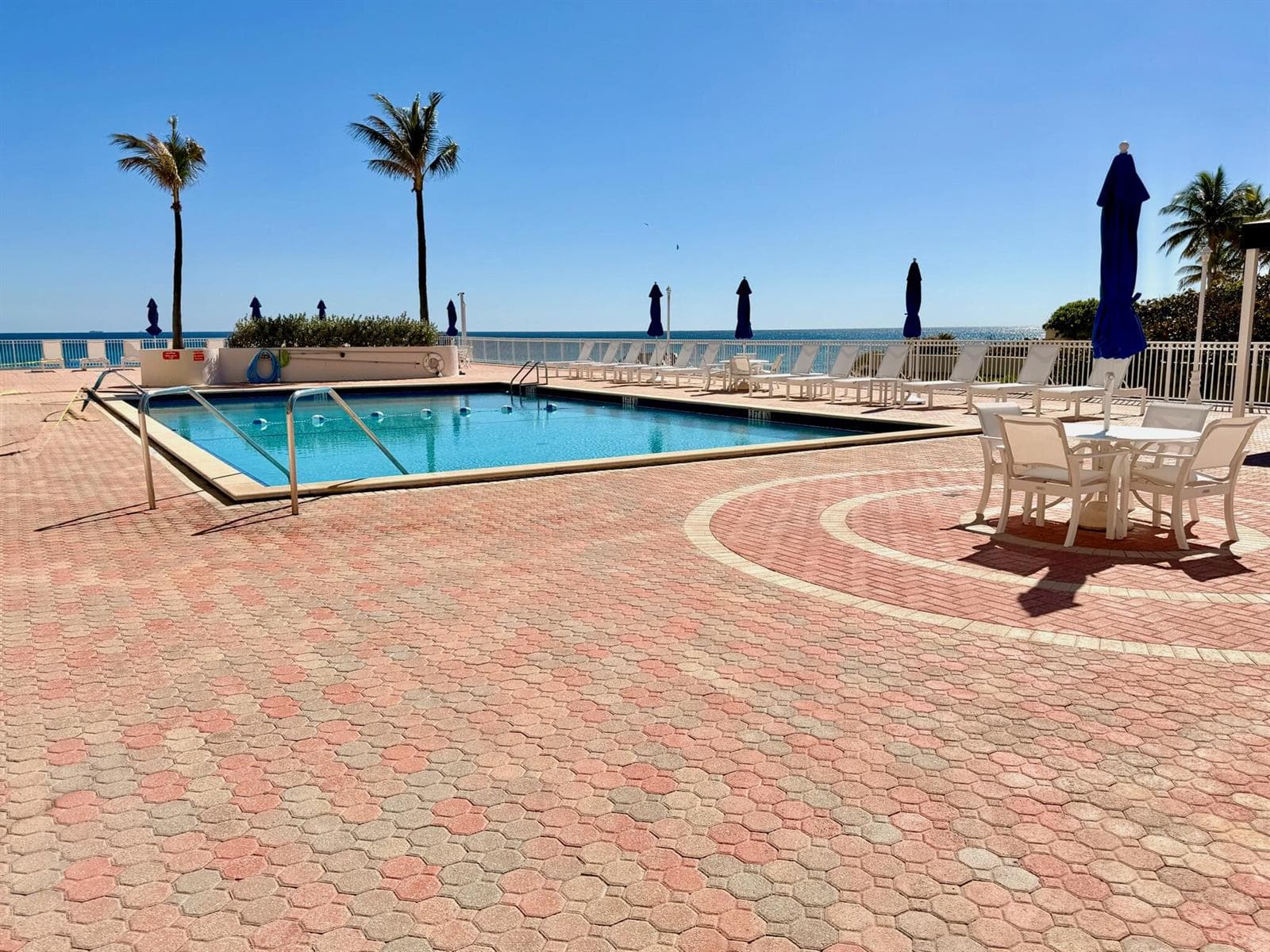 3460 S Ocean Boulevard 2090 photo 9