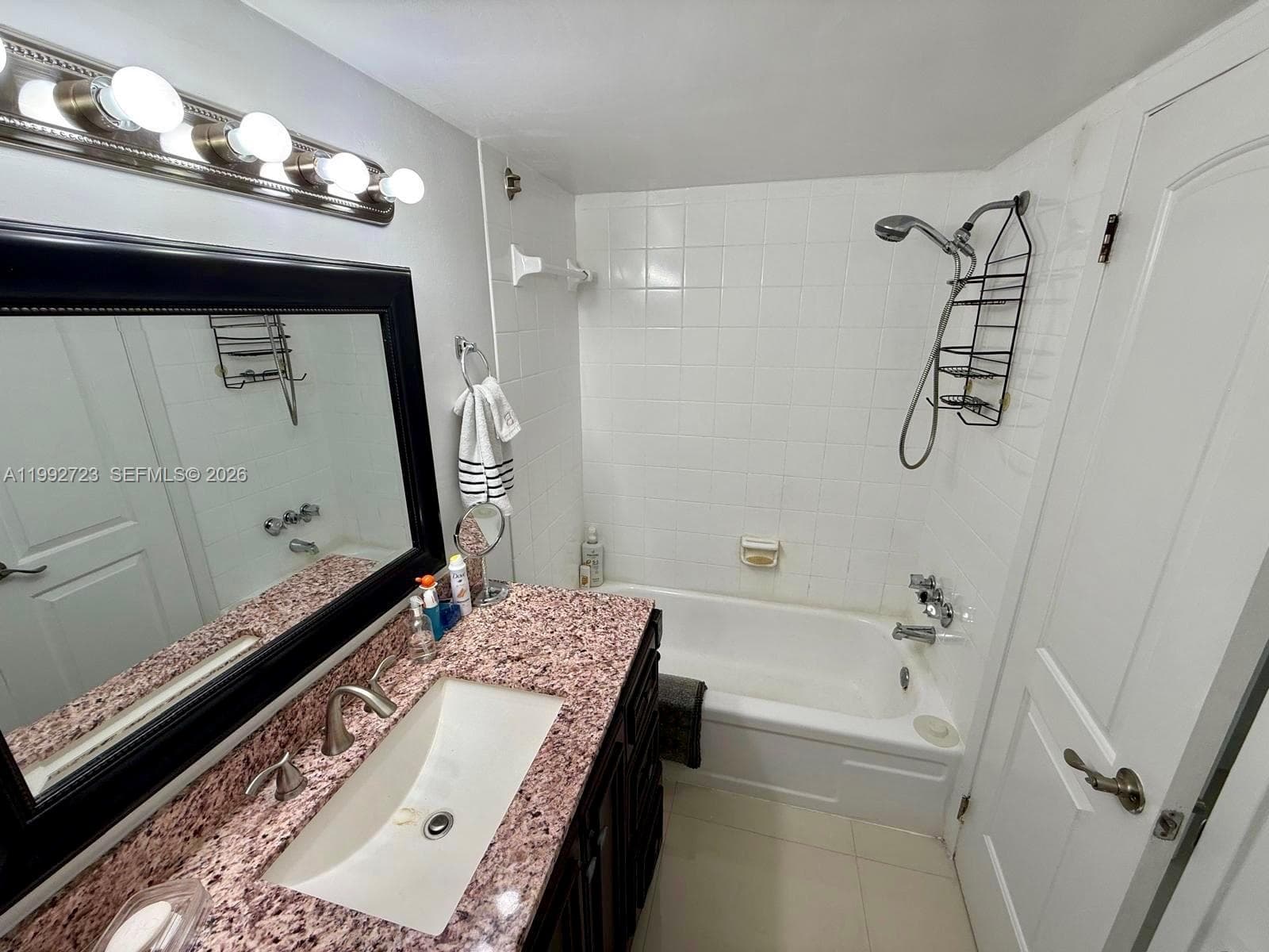 2780 NE 183rd St 2107 photo 6
