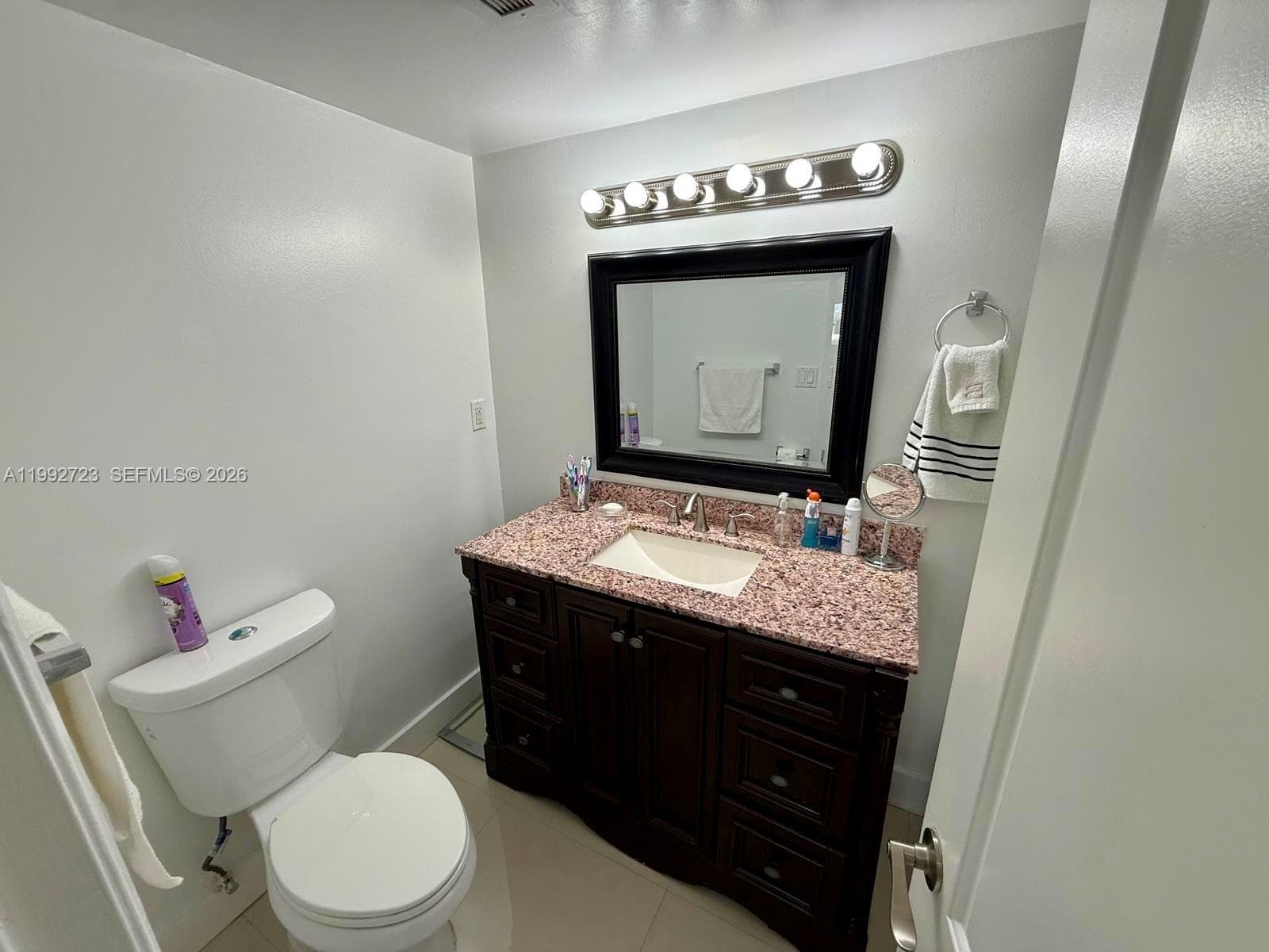 2780 NE 183rd St 2107 photo 5