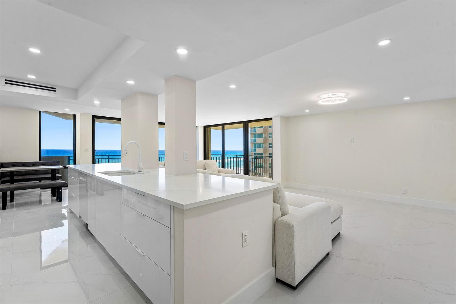 5460 N Ocean Drive 5b photo 7