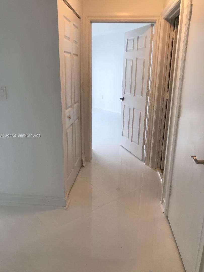 3001 NE 185th St 422 photo 11