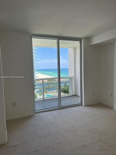 10275 Collins Ave 1107 photo 5