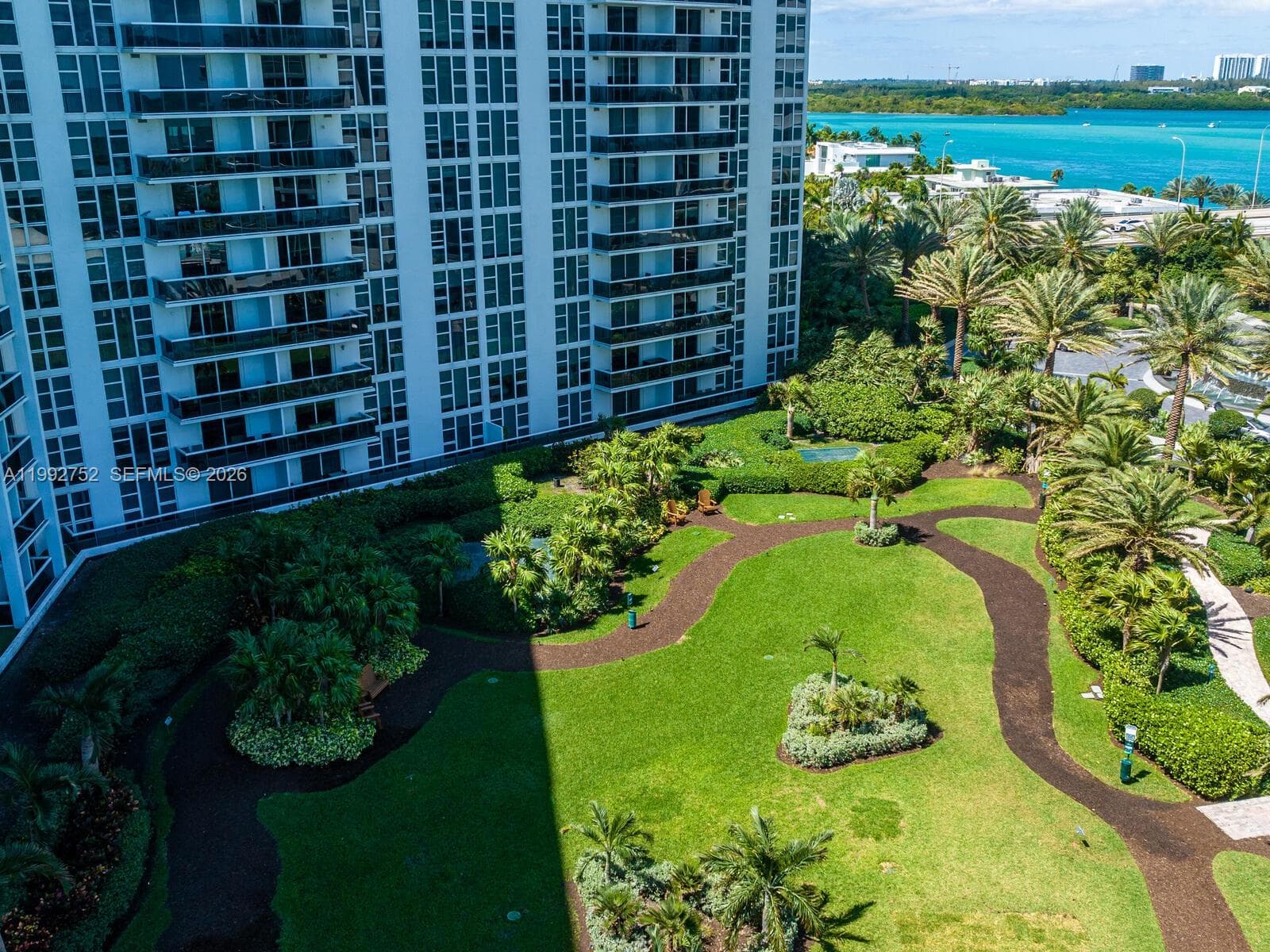 10275 Collins Ave 1107 photo 19