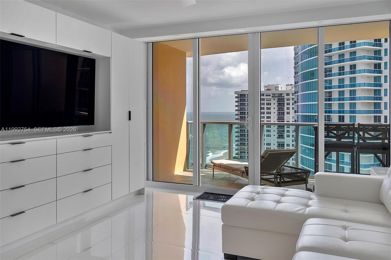 2501 S Ocean Dr 1515 photo 7