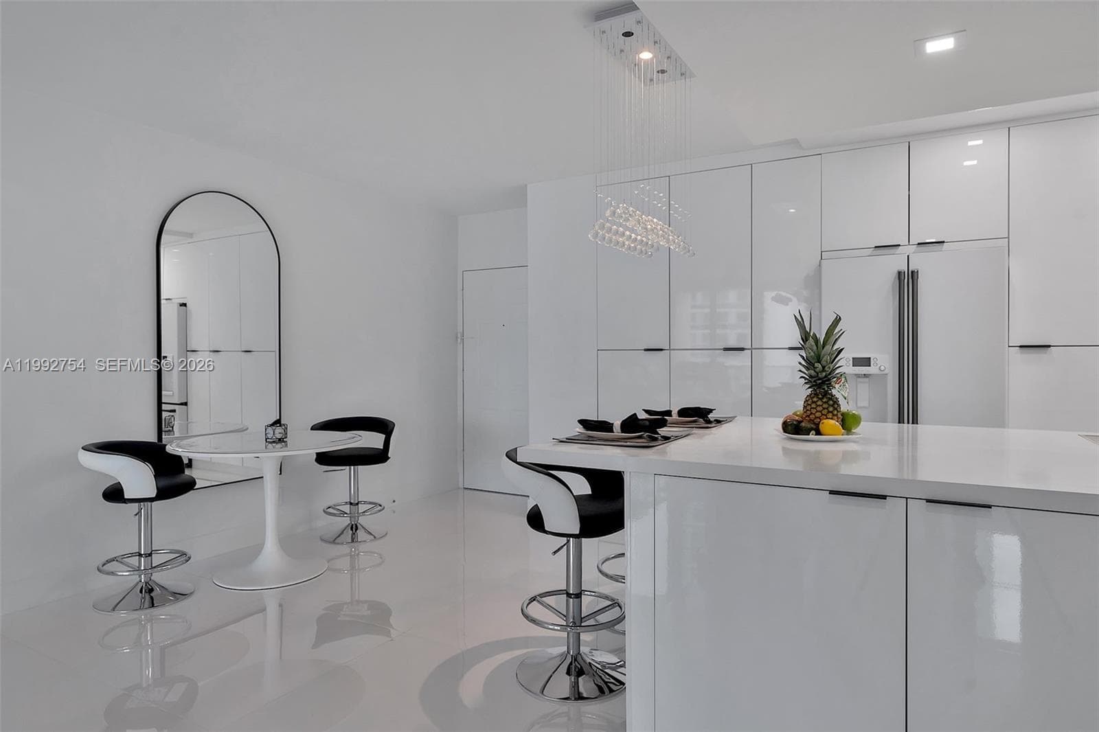 2501 Ocean Dr 1515 photo 15