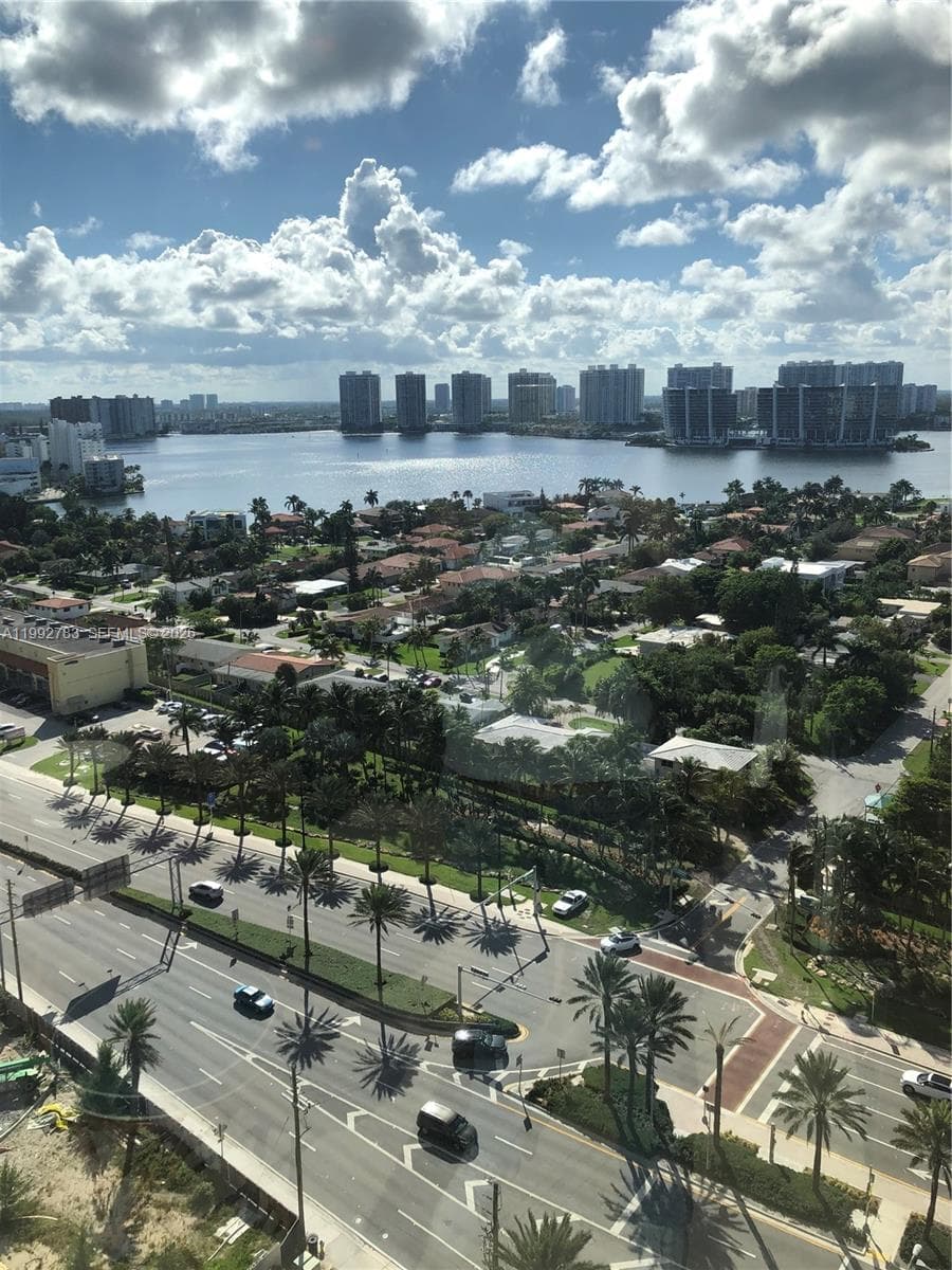 18911 Collins Ave 2904 photo 7