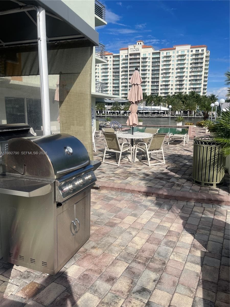 2900 30th St B7 photo 17