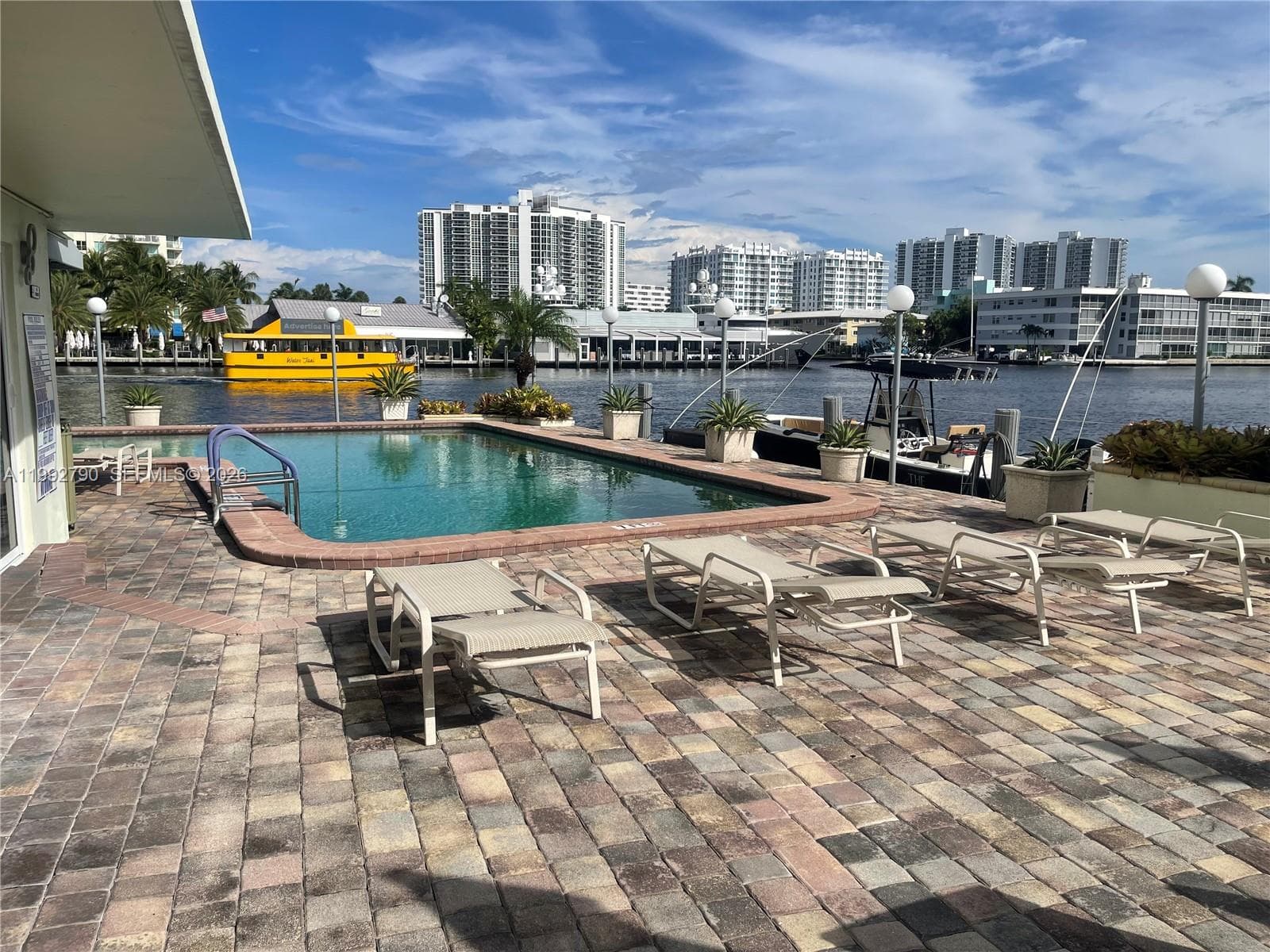 2900 30th St B7 photo 19