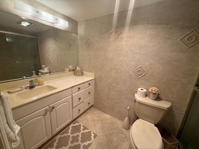 1319 E Hillsboro Boulevard 412 photo 22