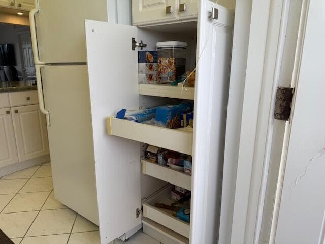 1319 E Hillsboro Boulevard 412 photo 14