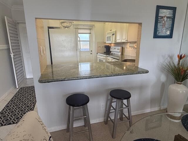 1319 E Hillsboro Boulevard 412 photo 11