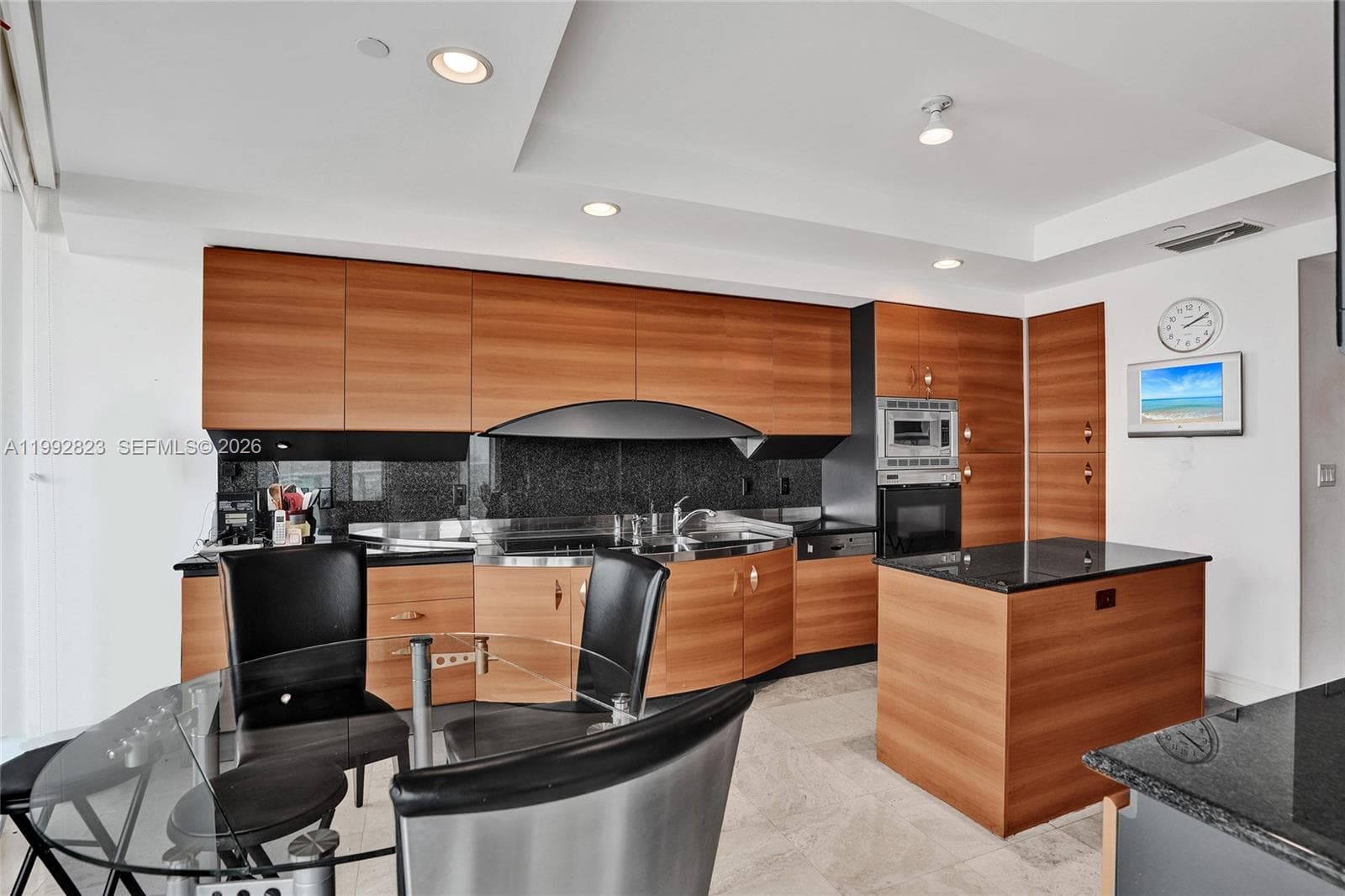 19955 38th Ct 1002 photo 8